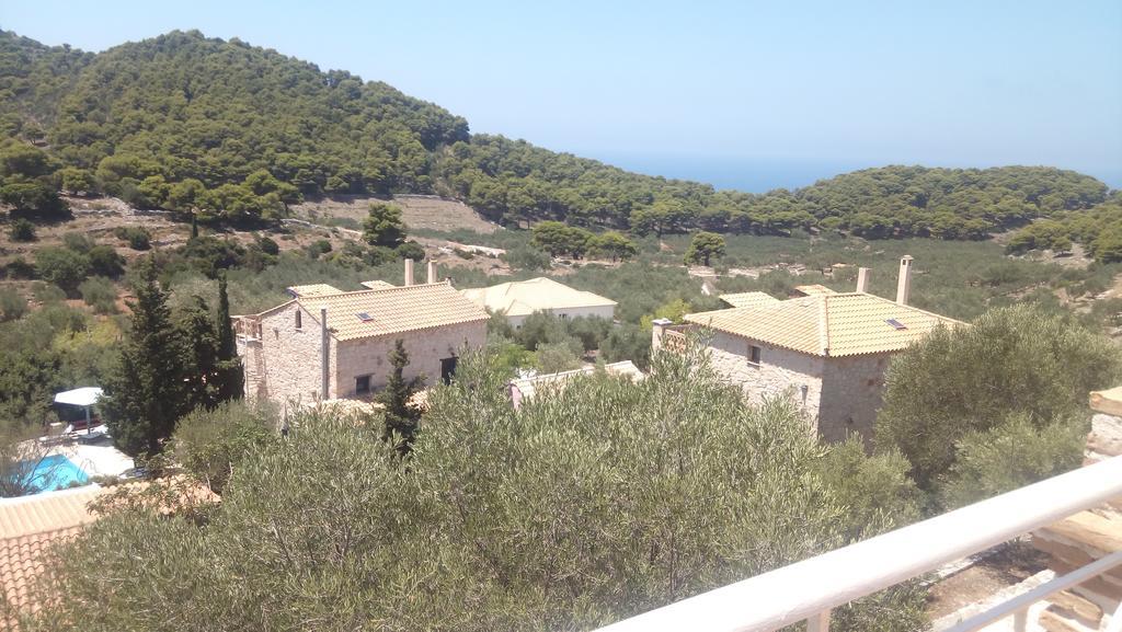 Revera Traditional Stone Villas, Apartments & Studios Keri Exterior foto