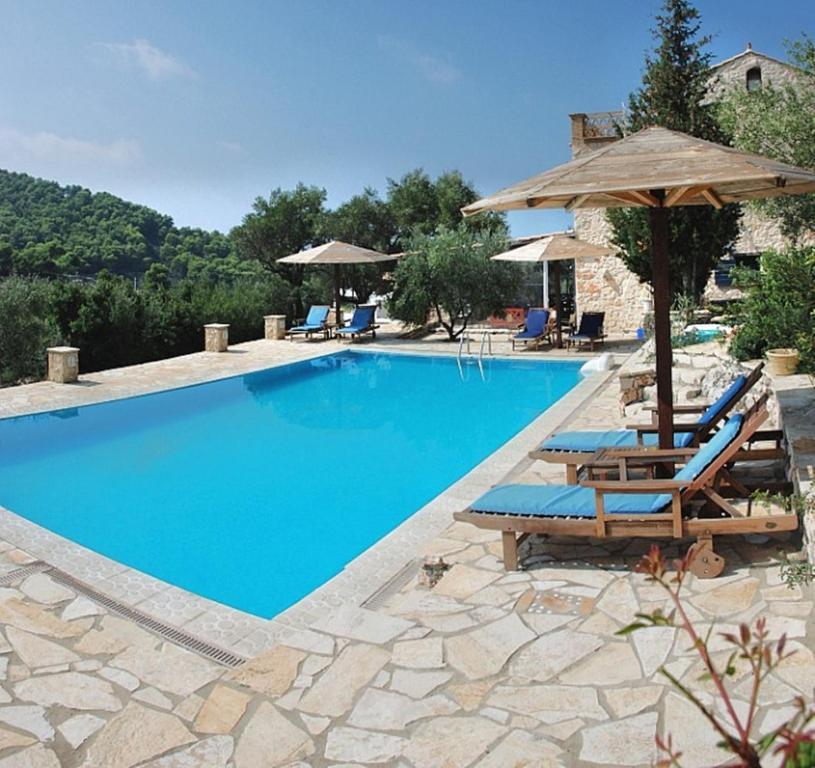 Revera Traditional Stone Villas, Apartments & Studios Keri Exterior foto
