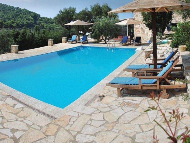 Revera Traditional Stone Villas, Apartments & Studios Keri Exterior foto